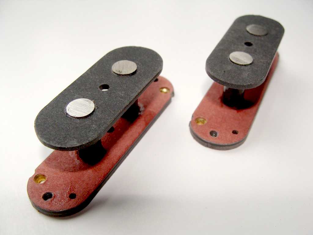 Mustang Red Bobbin